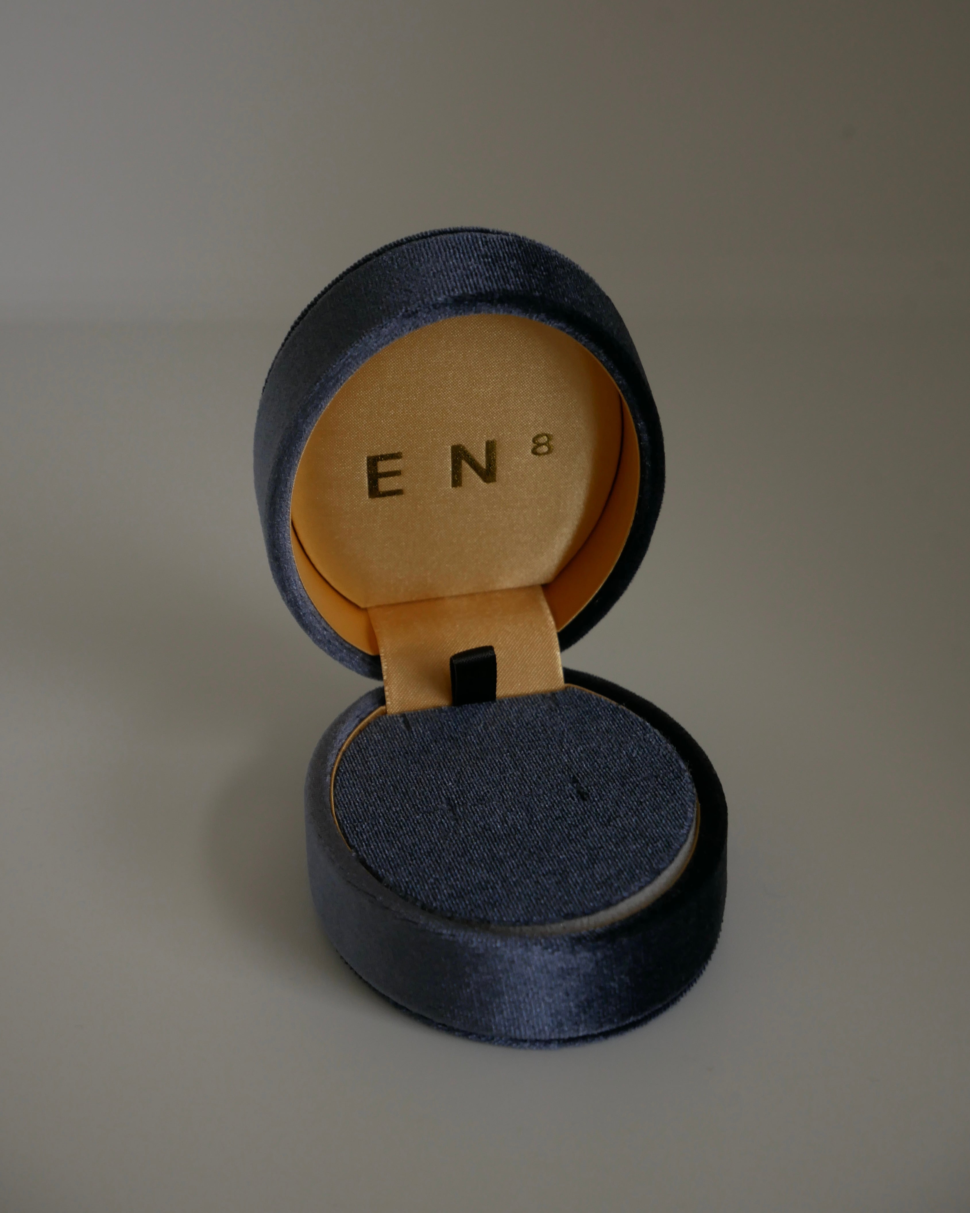 GIFT BOX – en8